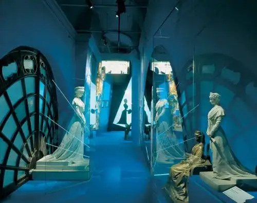 霍夫堡皇宫二原来一切都是为了宣传,还你一个真实的茜茜公主
