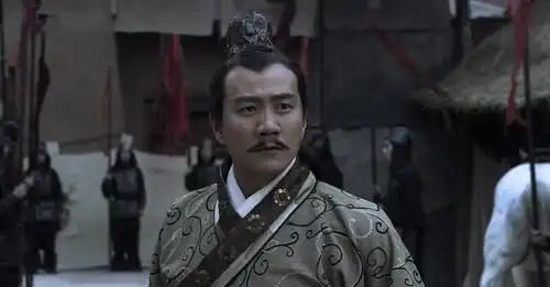 勾践都被吴国给囚禁为奴了,怎么后来还能崛起
