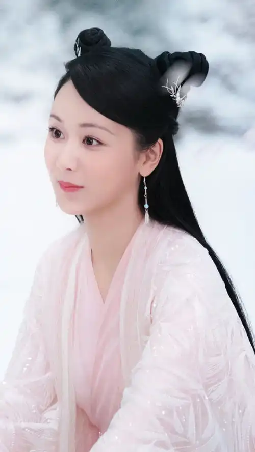 今年三个版本白素贞要和大家见面,最美还是她这一版
