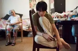 冷暖自知看纽约华裔七成员32.5平米的蜗居生活
