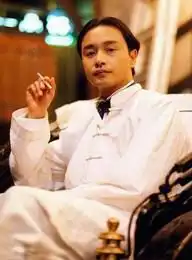 如果当初霸王别姬选择尊龙而不是张国荣,这部电影会呈现出什么样子
