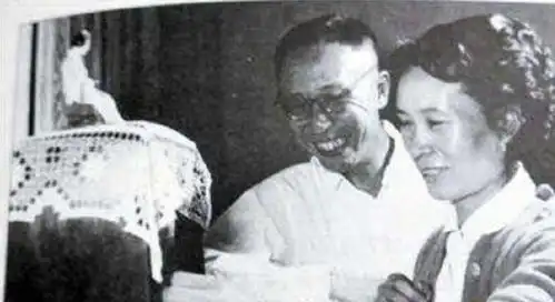 末代皇帝溥仪为挽回婚姻,对妻子李淑贤做了此事,既心酸又无奈
