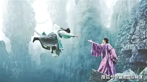 芒果头条丨我们看了100000个追剧人的歌单,发现...