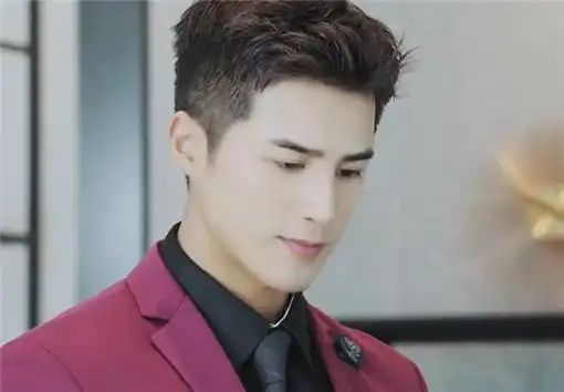 女世子引发热议,网友评论尤靖茹古灵精怪,剧中讽姜潮面瘫