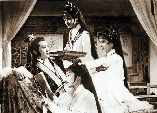 想当年郑少秋与楚留香浑然一体,难舍难分