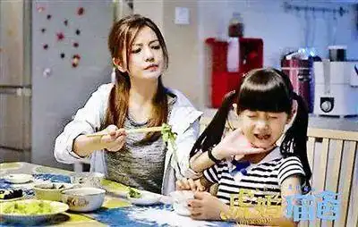 同样是虎式教育,为何董卿是神仙玩家,而15岁少女却杀母藏尸
