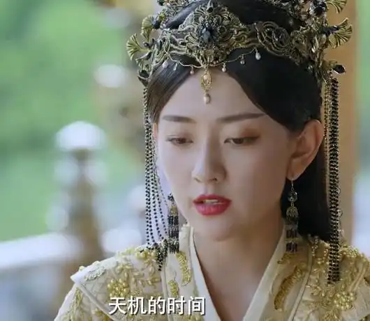 双世宠妃3女帝用檀儿献祭却遭反噬,墨连城也受伤,渔翁得利