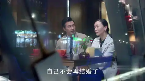 谈判官夏杉杉不要再做爱情里的乞讨者了,赶快远离渣男吧