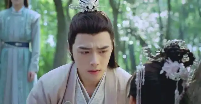 双世宠妃3曲小檀遇刺之后昏迷不醒,可把墨言忱给急坏了