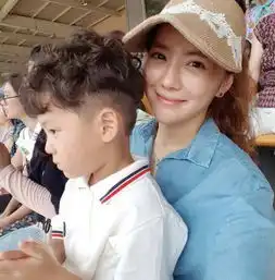 放羊的星星女主刘荷娜近照曝光,退出娱乐圈后模样大变,判若两人
