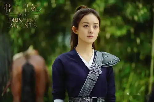 锦绣南歌女主角难以相融的多面造型剧说服饰史