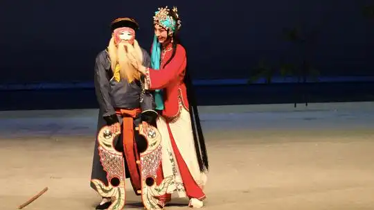 羊老板的相册戏
