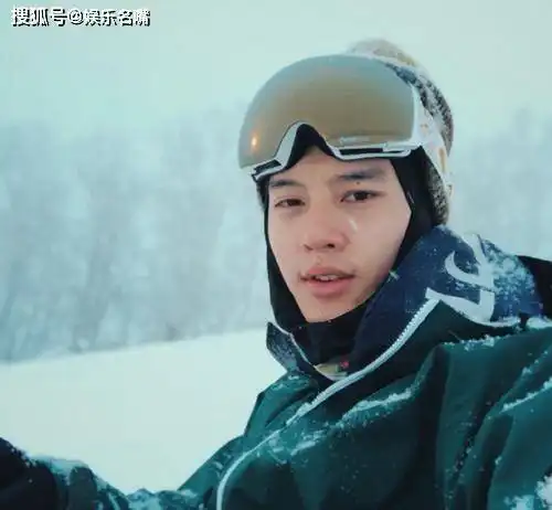 继隐秘的角落,秦昊又一新剧开机,另一主演曾演少年的你
