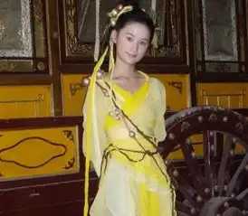 仙剑三之后,土豆花楹终于官宣新剧,剧照比花楹还美
