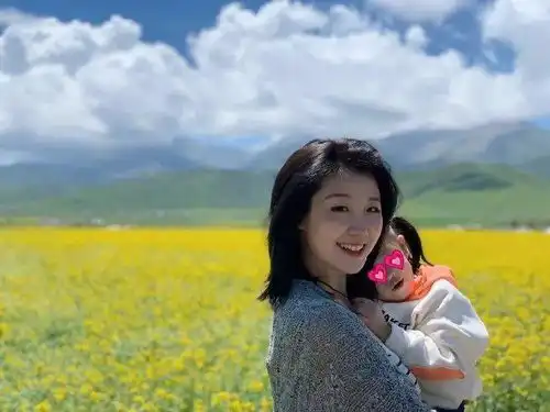 昔日小童星,16年后突然爆红竟是因为这几张照片