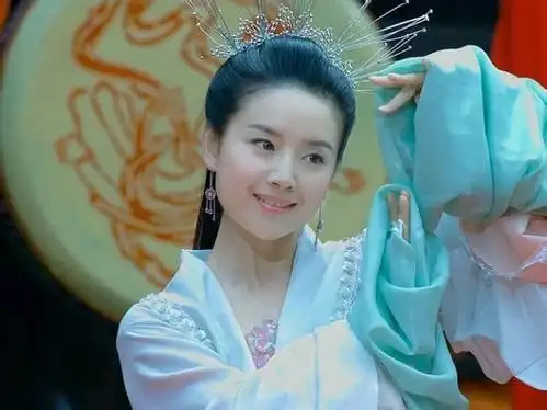 周迅如懿传剧照首曝光灵动大眼完胜张钧甯等后宫美妃
