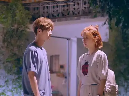 甜蜜暴击在这个夜晚,鹿晗还是拒绝了善解人意的小米学姐