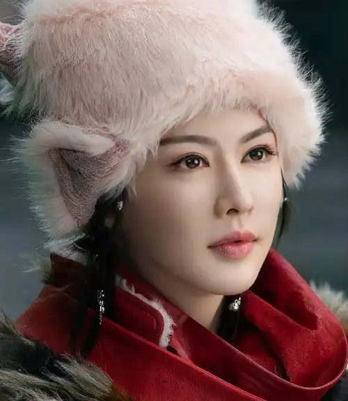 电影版倚天屠龙记赵敏周芷若小昭
