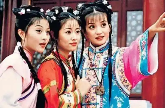 小燕子赵薇大厦崩塌那一瞬