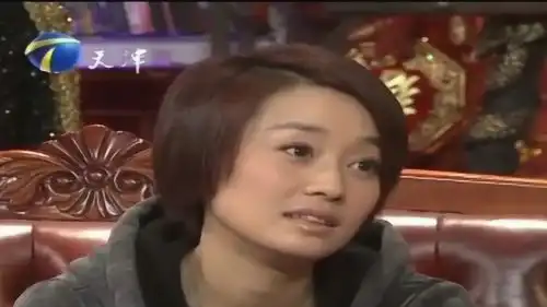 马伊琍小时候的照片来了,郭德纲调侃初具规模了
