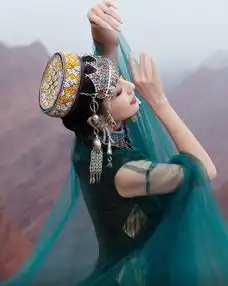 佟丽娅穿异域纱裙,神还原古代西域舞女没想到一把年纪了还这么美
