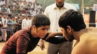 摔跤吧,爸爸在欢笑和泪水之下它还想改变这个国家