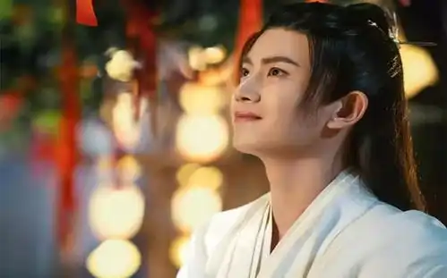 步生莲四月开启,任嘉伦鞠婧祎领衔,王鹤棣茅子俊加盟