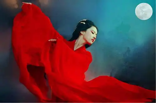 上游时尚古装vs现代装,女星红妆造型你pick谁