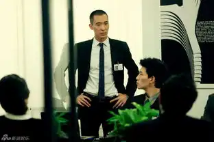 高清图徐静蕾牵手黄立行杜拉拉未映先拿奖
