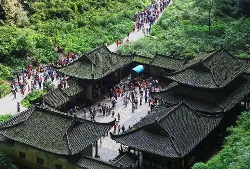 四川万人同游武隆创世界吉尼斯记录组图