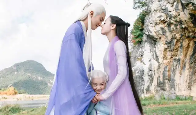 三生三世同样是未婚先孕,白浅带娃和凤九带娃,谁更胜一筹
