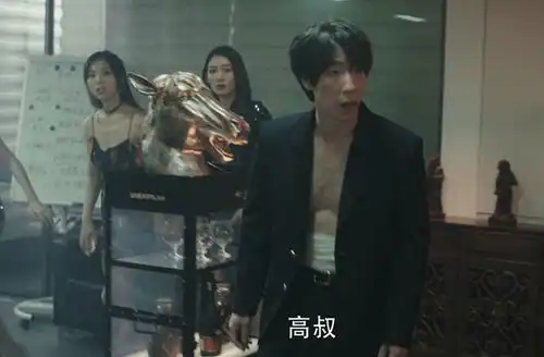 扫黑风暴贺云对亲儿子的手机备注,暗示了孙兴的可悲人生