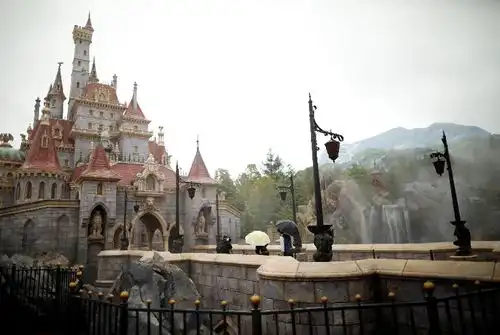 图集东京迪士尼推出美女与野兽新区