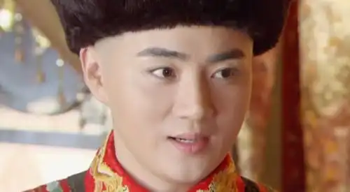 末代皇帝传奇第10集03文绣娘娘进宫,皇上交代她明天见婉容事宜
