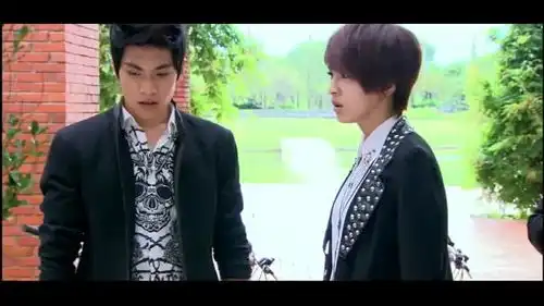 终极一班3中万钧隐藏ko.1的战力指数,全是雷婷帮助的
