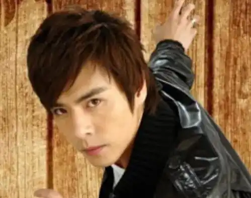 铠甲勇士演员现状,风鹰侠参加非诚勿扰,他还出演爱情公寓