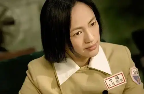 37岁嫁华谊副总裁,王菲给她当伴娘,48岁手握半个娱乐圈,凭什么