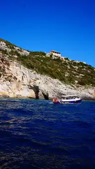 希腊扎金索斯岛太阳的后裔宋仲基宋慧乔情定于此