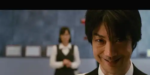 差点因为片名闷,错过一部反套路电影