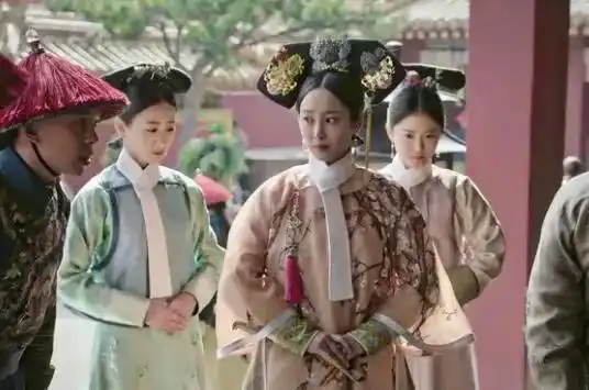 反派专业户李纯的刻苦人生,她的故事,远比你想的要精彩
