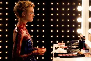 霓虹恶魔发布迷幻风新剧照
