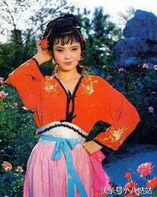 宝玉发福宝钗仍单身,原定熙凤跳楼,87主演现状惨
