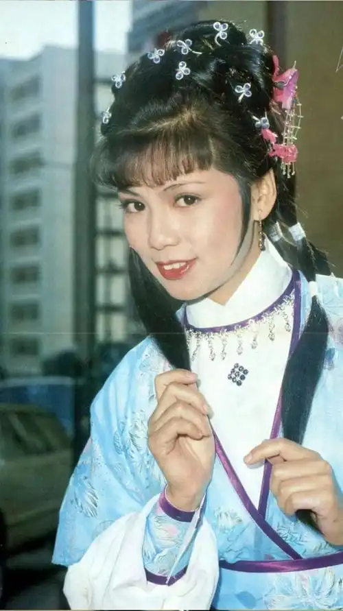 射雕英雄传中翁美玲剧照