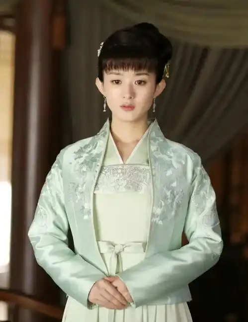 莲花楼角丽谯扮演者是盛华兰吗今日头条