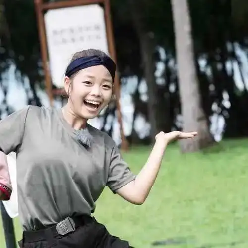 小兵张嘎嘎子英子聚首,可惜张一山未到,童星现状让人慨叹
