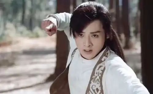 天龙中有门神功,一流高手学不会,倚天中却被个草包练成
