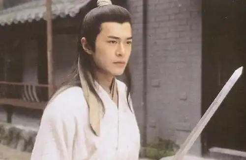 细数那些不愿皮肤太白的明星
