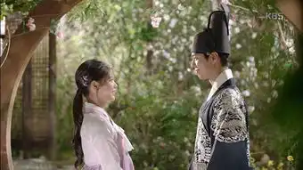 云画的月光中霸气朴宝剑私服穿搭怎可以这么暖
