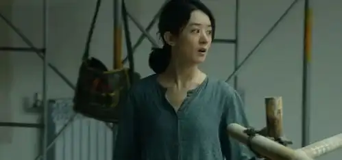 第二十条赵丽颖的衣衫不整,打了多少浓妆艳抹女星的脸

