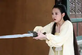 曾宝仪2010年天师钟馗饰演青蛇